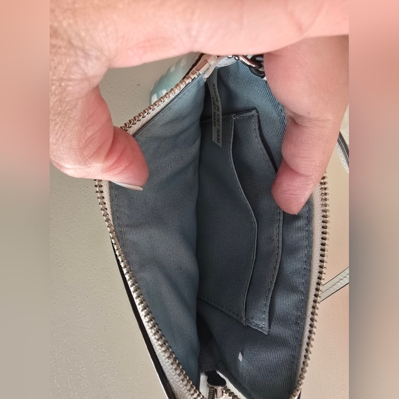 Coach Gingham Saffiano L-Zip Small Wristlet With COA - Picture 5 of 12